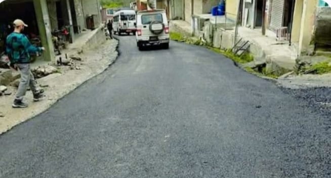 The highway from Banjar to Aut will remain closed for two and a half hours every day
