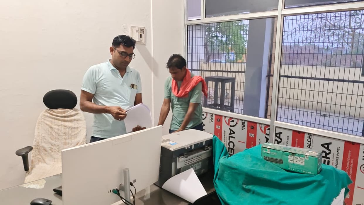 Hansi's Municipal Council office in the new building from today