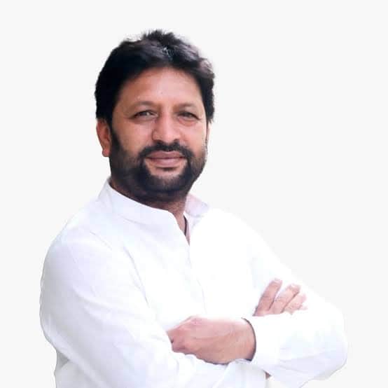 Increase in cylinder prices will put economic pressure: Parag