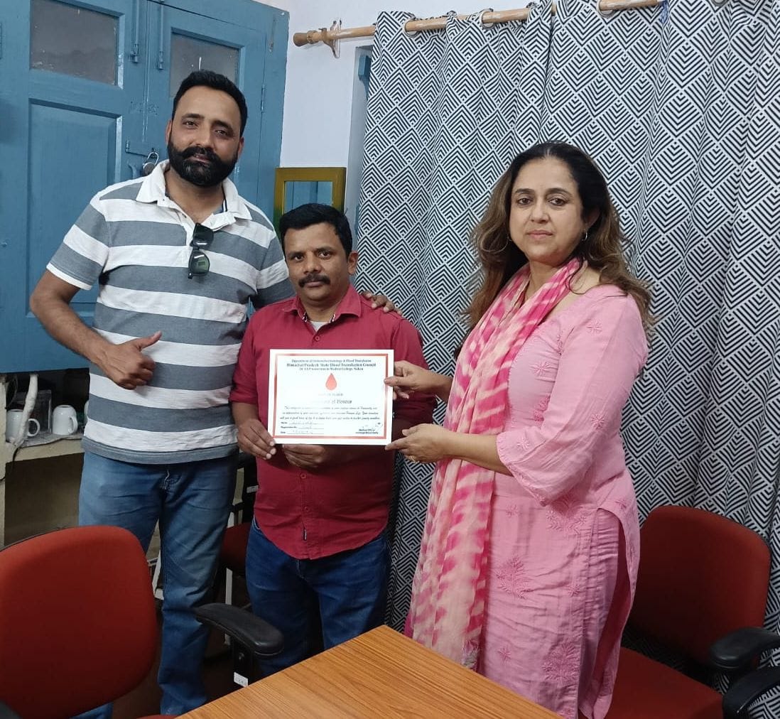 blood donation by drops of hopes