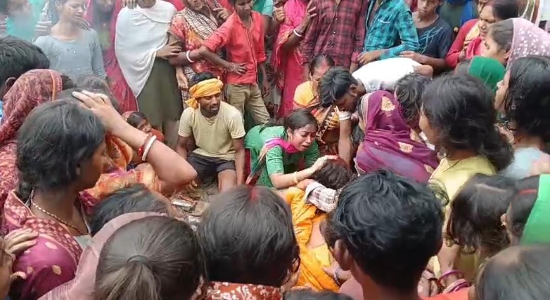 before nephew wedding uncle fell from palm tree and died sparking outrage among family Muzaffarpur Bihar