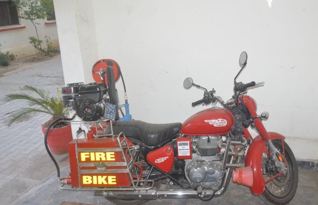 Just two bikes for narrow areas; inadequate arrangements for firefighting.
