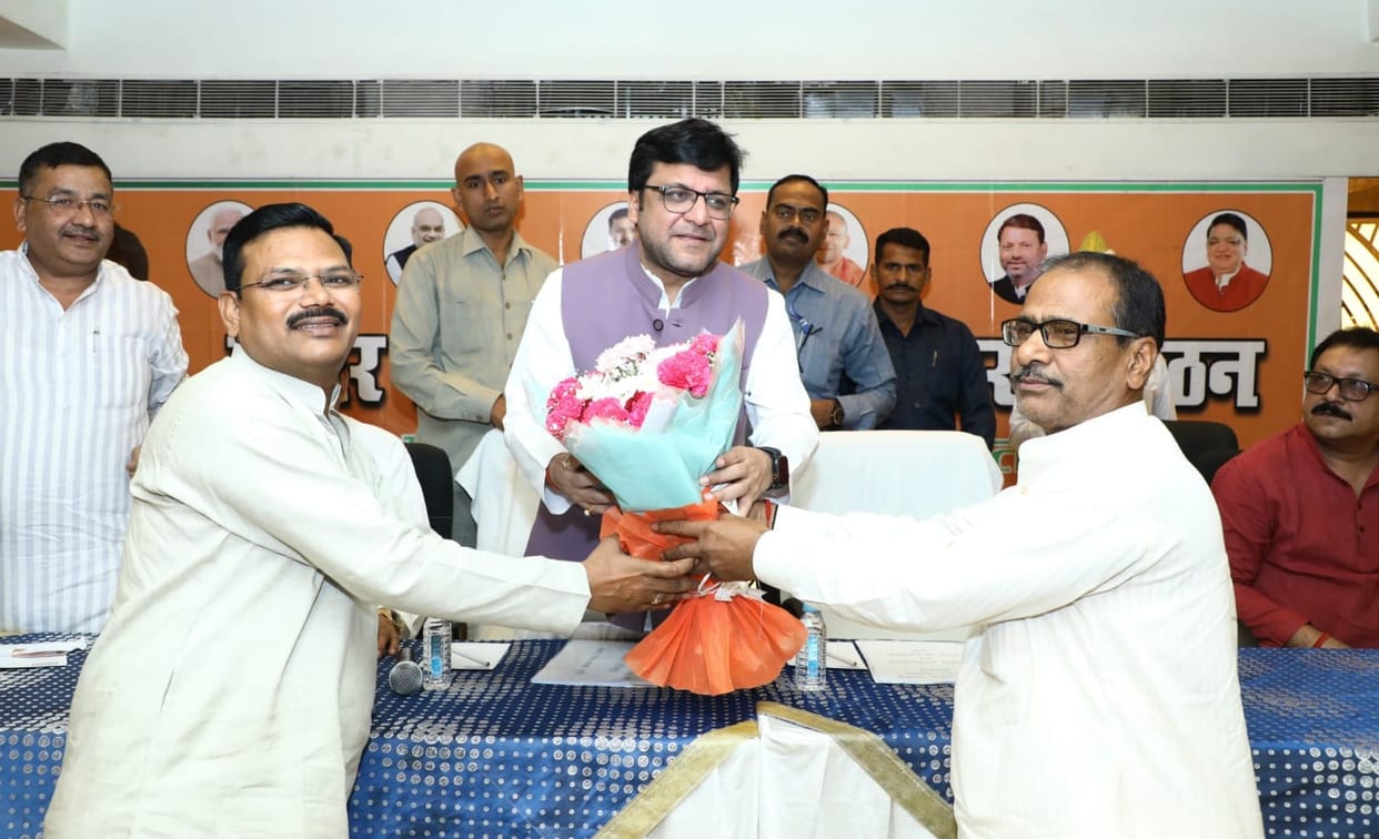 Traders resolved to strengthen the organization