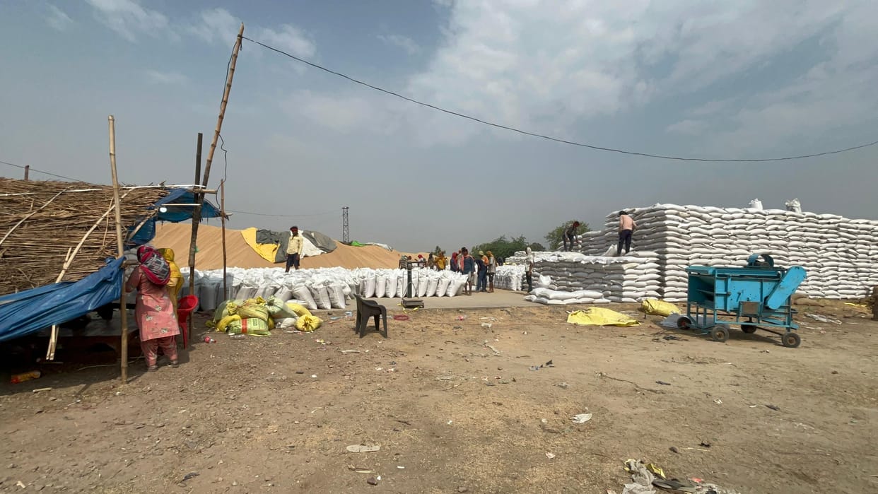 Kiloi Mandi still lacks amenities after 25 years... grain lying in the open, no boundary wall