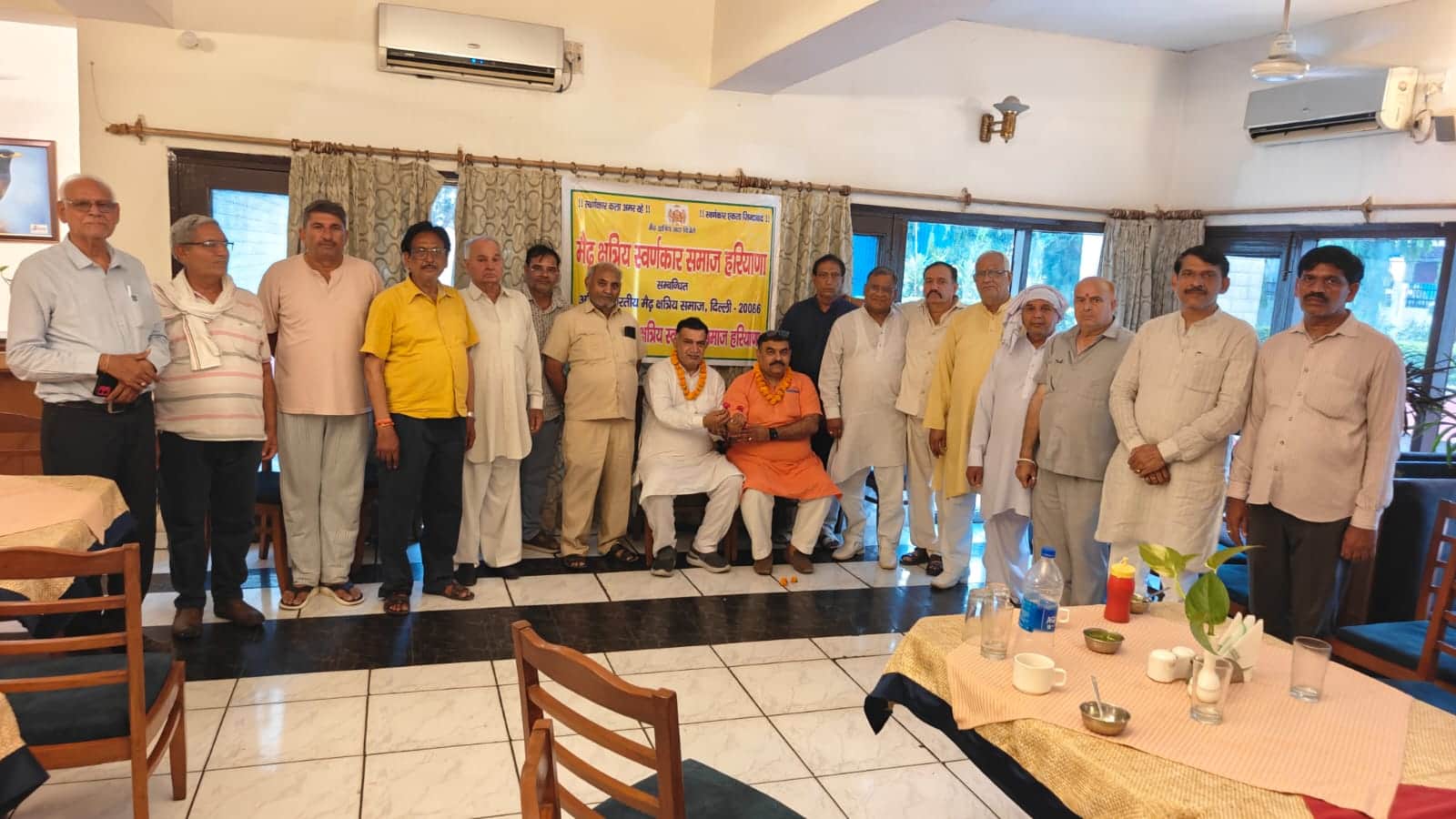 33-मैढ़ क्षत्रिय स्वर्णकार समाज हरियाणा की मैना परिसर में हुई बैठक में प्रदेश अध्यक्ष खेमचंद सो