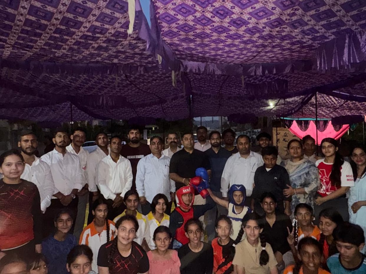 Pranjal won the senior category, Ketan the sub-junior category and Aarti the junior category.