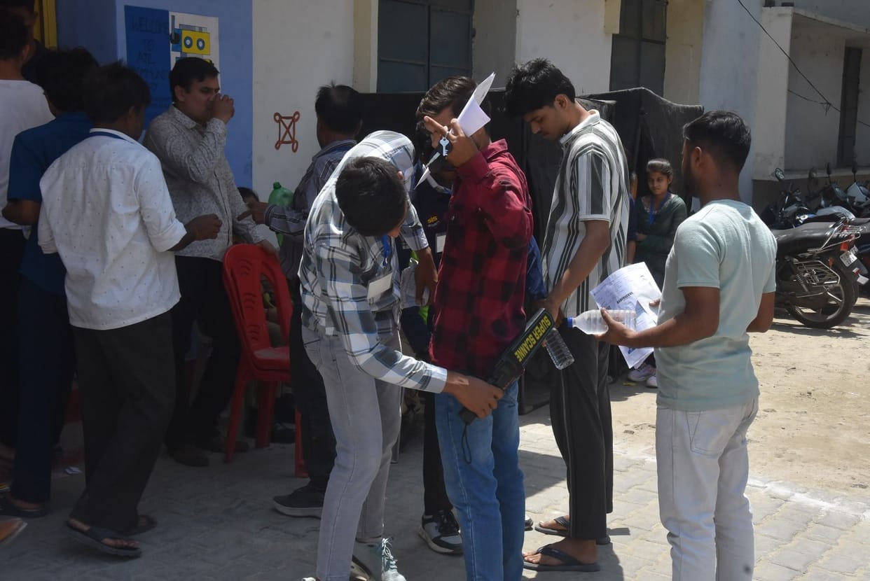 Candidates' faces brighten as NEET paper turns out to be easy