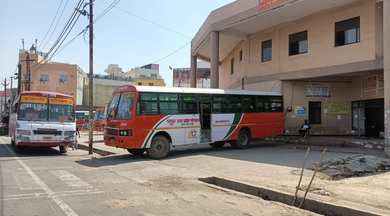 If there is jostling for passengers at the stand, the operation of contracted buses will be suspended.