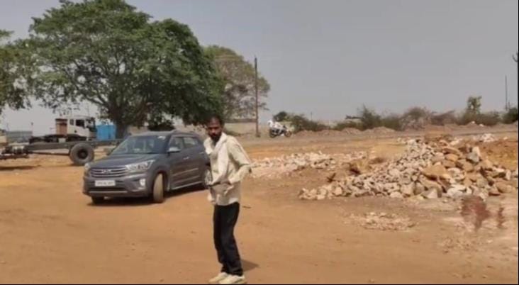 Pathology Lab Operator Arrives with Alcohol to Reach a Settlement