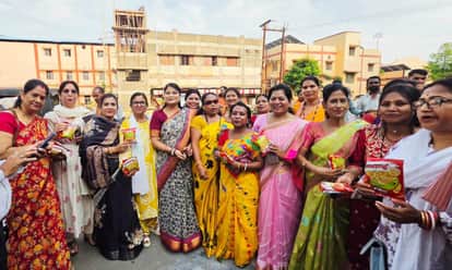 BJP workers rejoiced over victory, celebrated Vijay Utsav