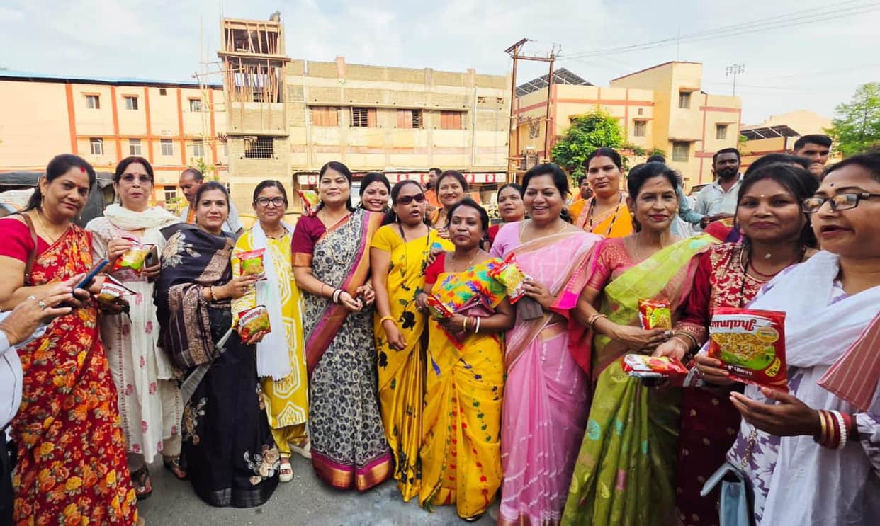 BJP workers rejoiced over victory, celebrated Vijay Utsav
