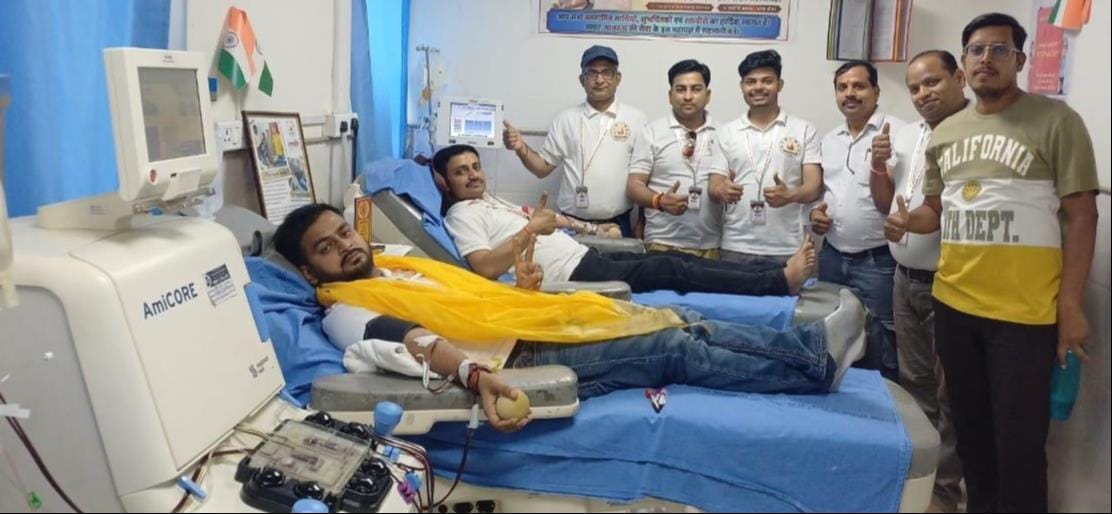 Abhishek Sahu Becomes the District's First 'Centurion' by Completing His 100th Blood Donation.