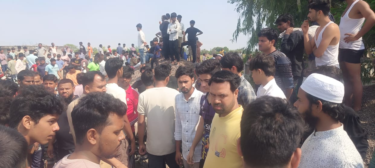 A teenager who had come to the Jamaat died by drowning in a canal