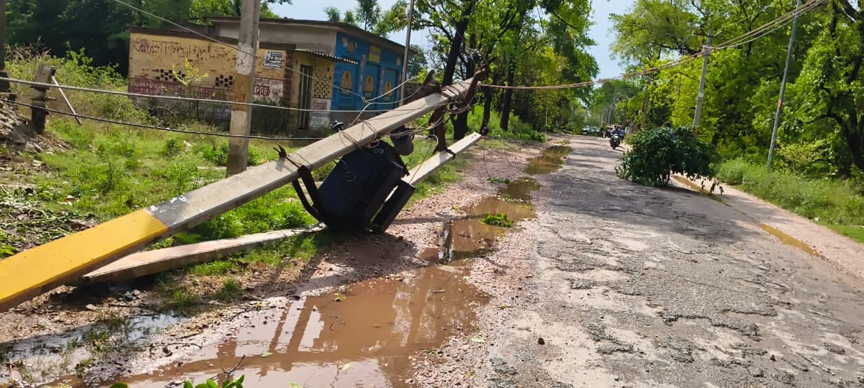 Electricity was cut off for 10 hours in 40 localities of the city.