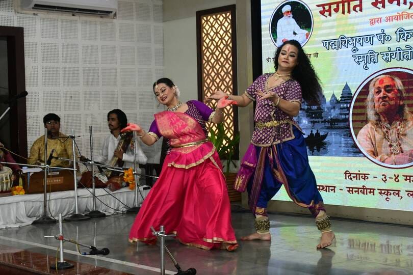 Ahmedabad's Hetal showcased the power and rhythm of Pakhawaj on the tabla.