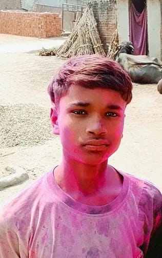 Teenager killed after being attacked by leopard while collecting fodder on river bank