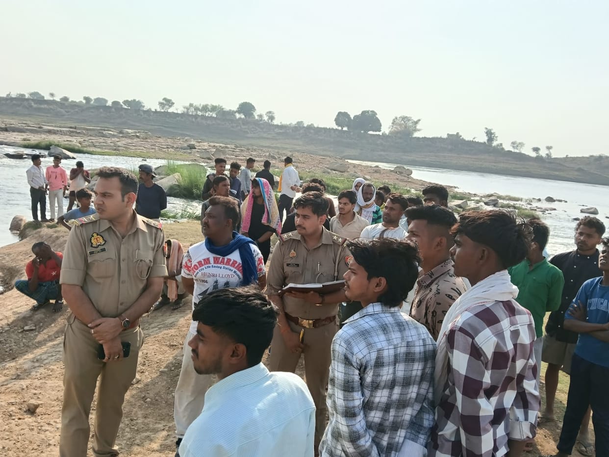 A young man drowned while bathing in the river, no trace of him even after five hours.