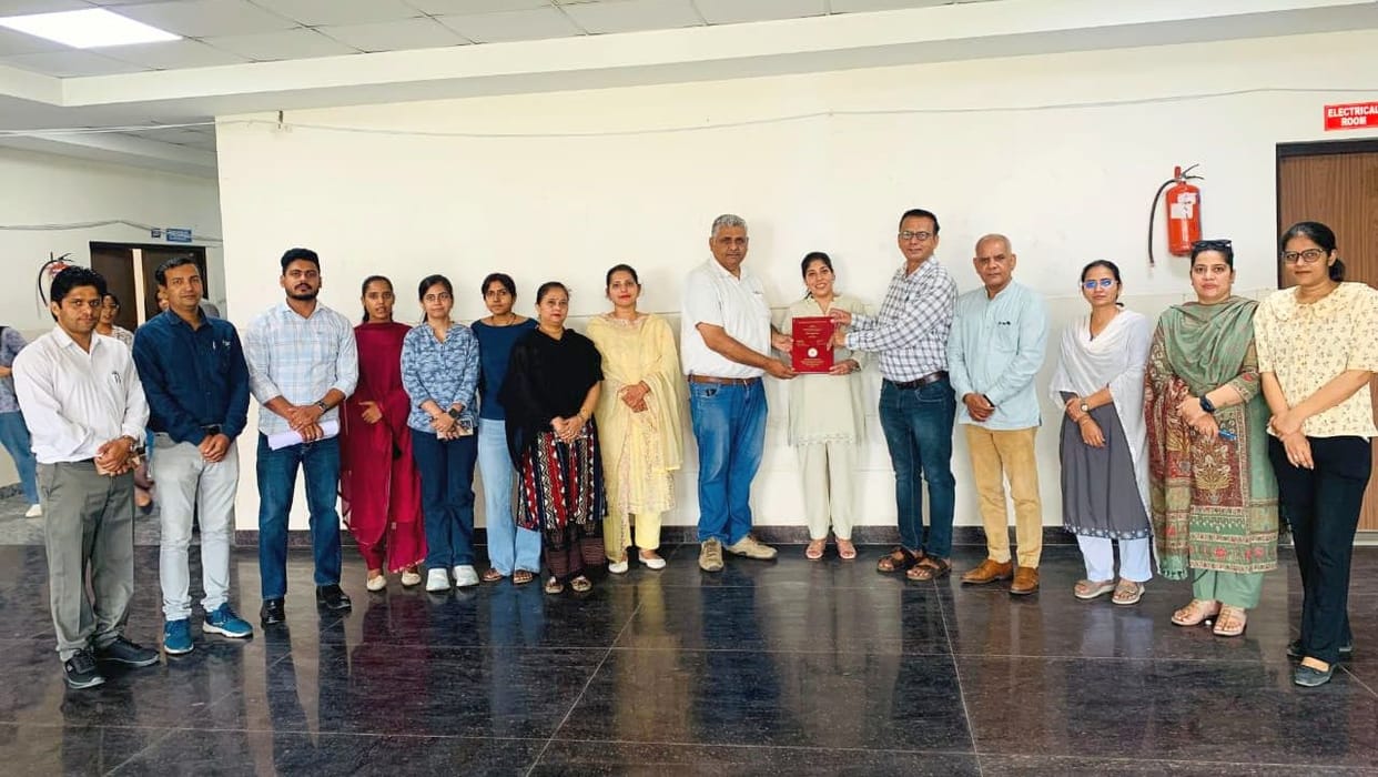 Researcher Sapna Identifies E-Satisfaction as the Foundation of Online Shopping