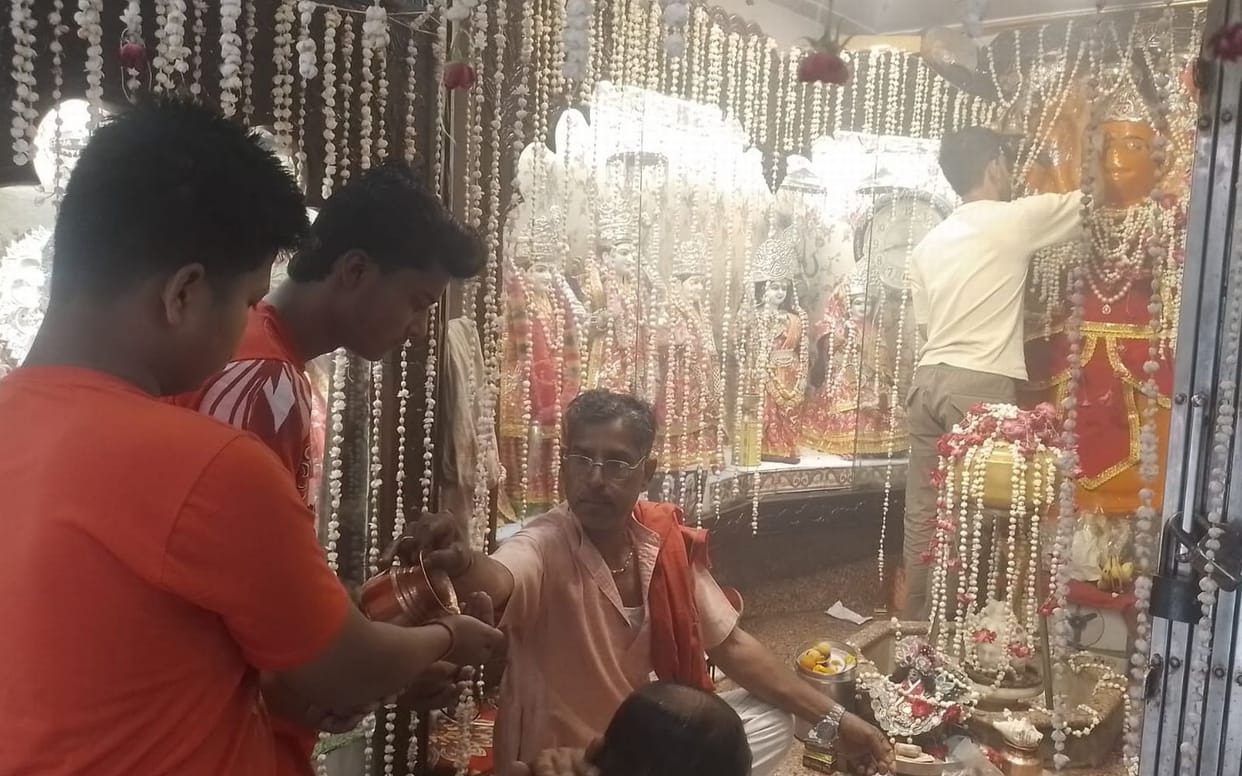The first 'Bada Mangal' was celebrated with great pomp and grandeur at the 84 Ghanta Hanuman Temple.