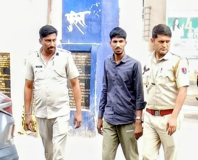 Rajasthan police recovered the jewellery on the indication of the accused.