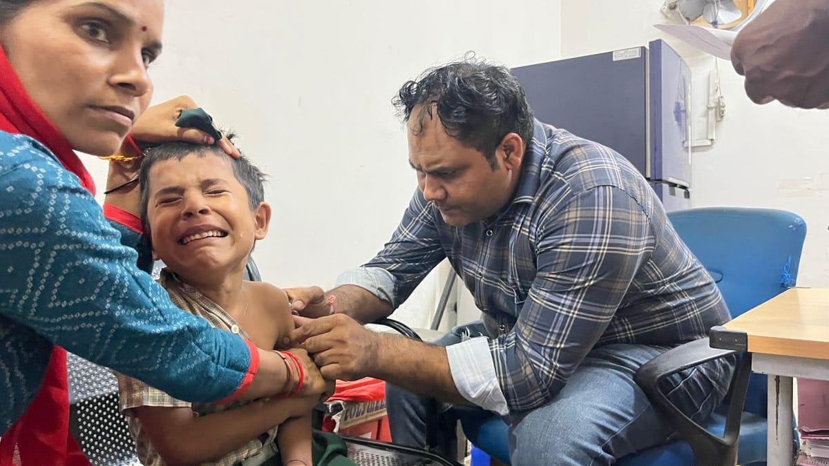 रेबीज इंजेक्शन की कीमत बढ़ी: फेफड़ों की बीमारी की नई दवाई के दाम तय, निमोनिया की नई वैक्सीन को लेकर ये फैसला