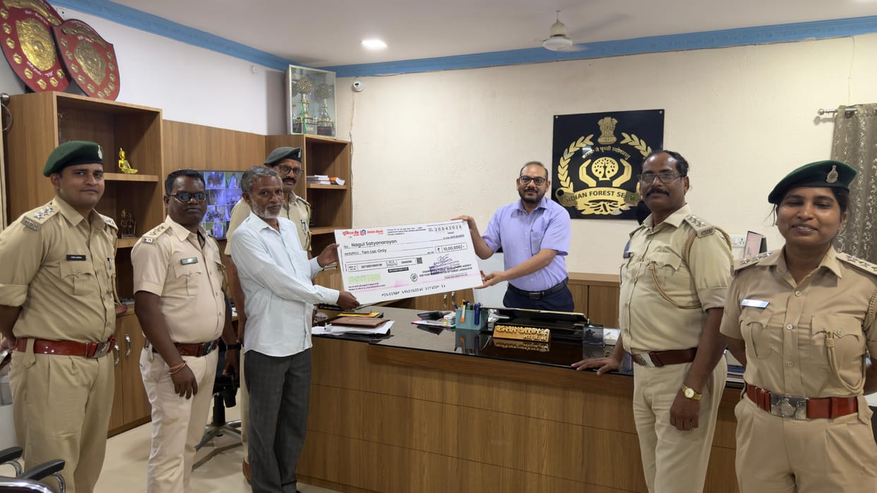 financial assistance amounting to lakhs rupees provided to villagers self-employment Revolving Fund scheme