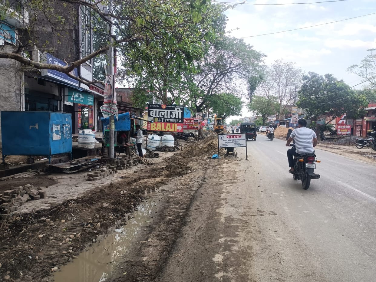 The road tracks were dug up and left, leaving pedestrians and shopkeepers worried.