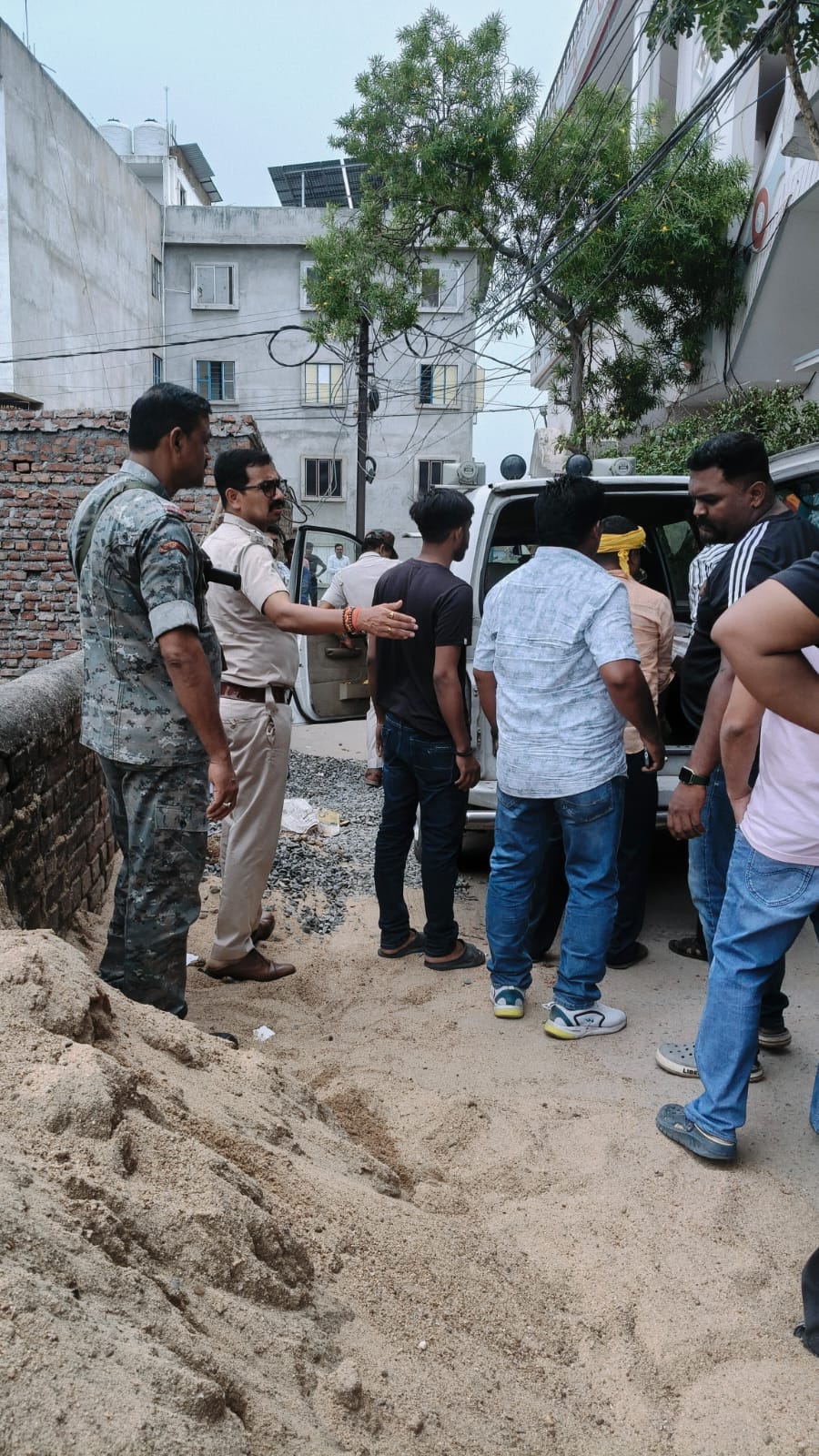 gaya delha woman suicide three year old daughter saw body hanging today bihar news