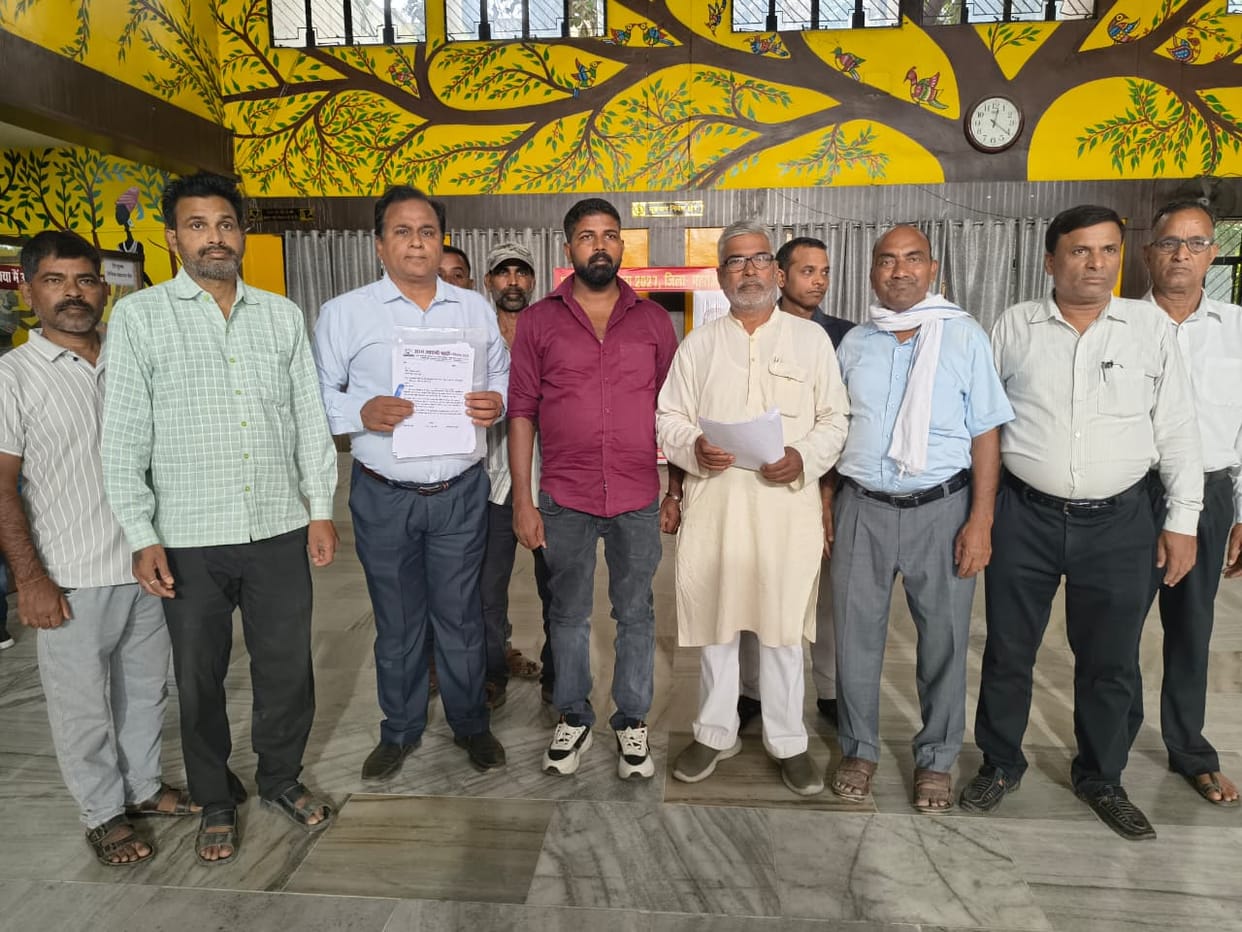 AAP workers demanded action against the gas agency operator.