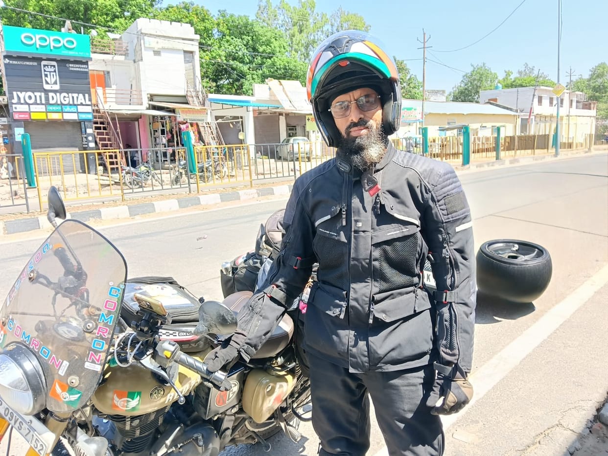 Mohit from Indore set out on a Bharat Darshan tour by bike