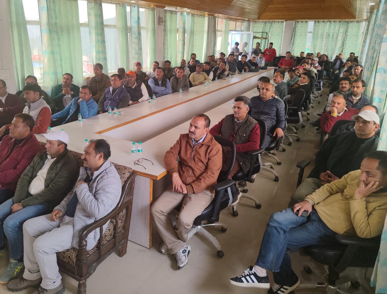 SDM trained the employees for the municipal elections
