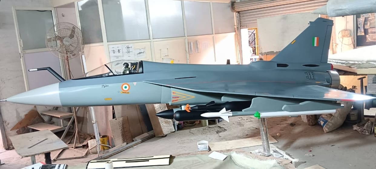 A model of Tejas will be installed at the new intersection of the Green Corridor in Gomtinagar.