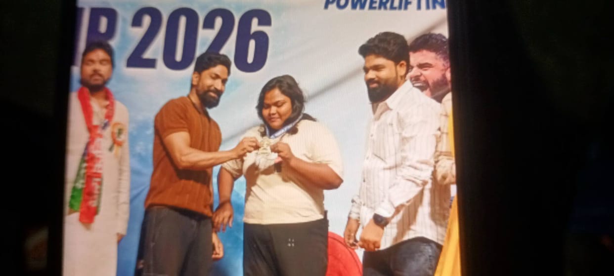 Uruva's daughter wins gold medal in powerlifting competition