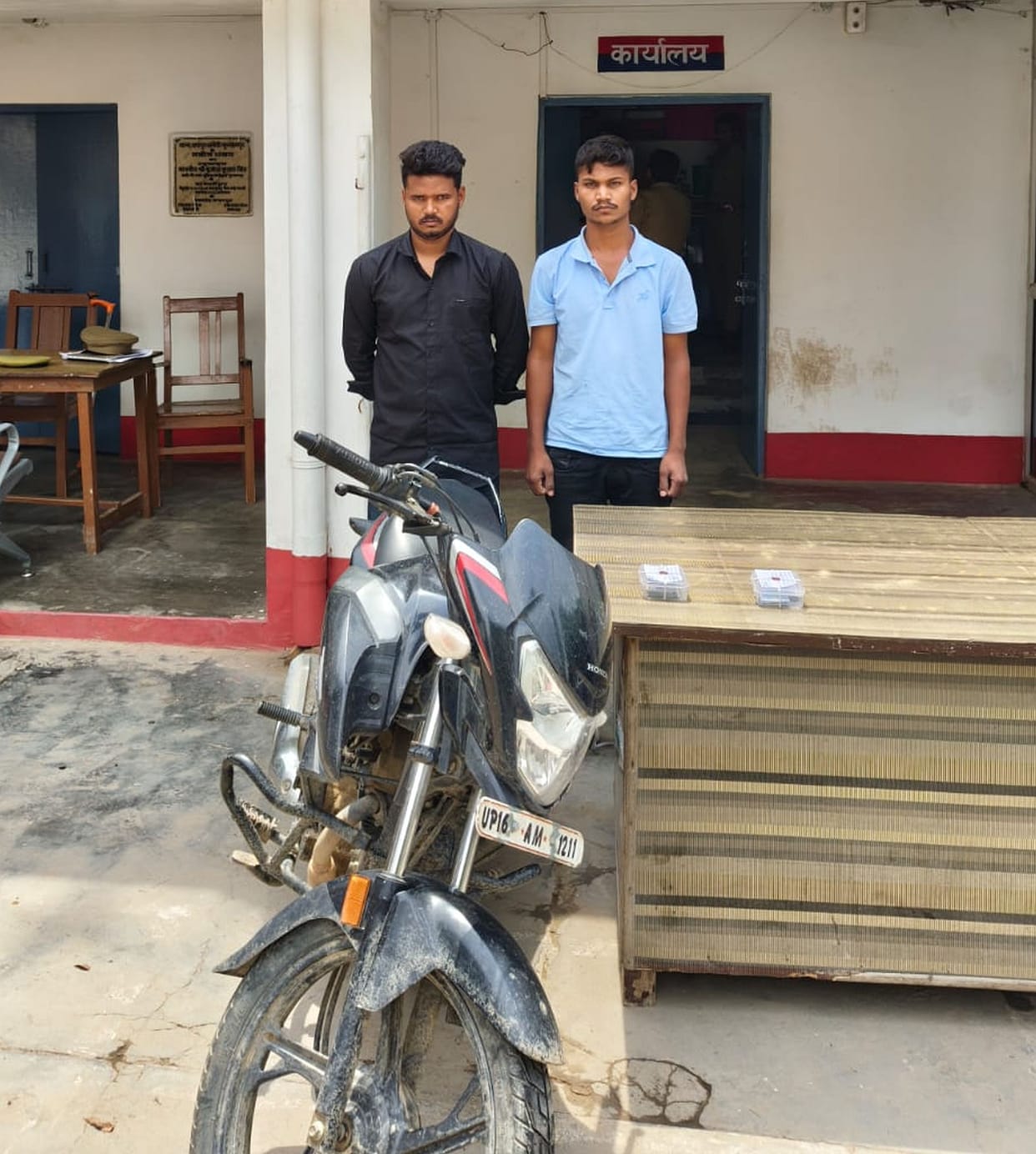 Two fraudsters arrested for changing ATM cards