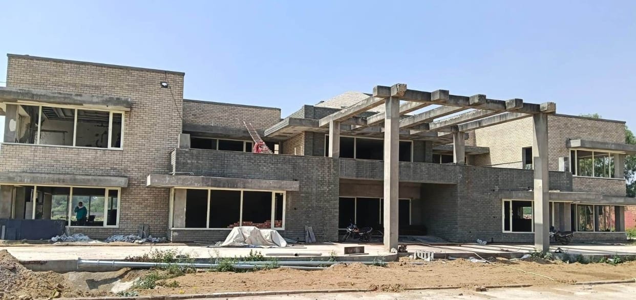 HSVP will spend Rs 15 crore to complete incomplete projects.