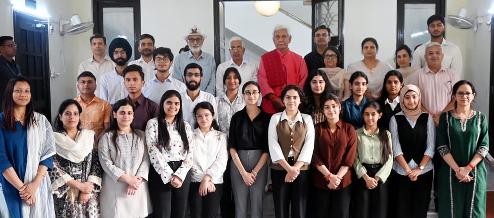 Lieutenant Governor Manoj Sinha Impressed by Students' Innovations