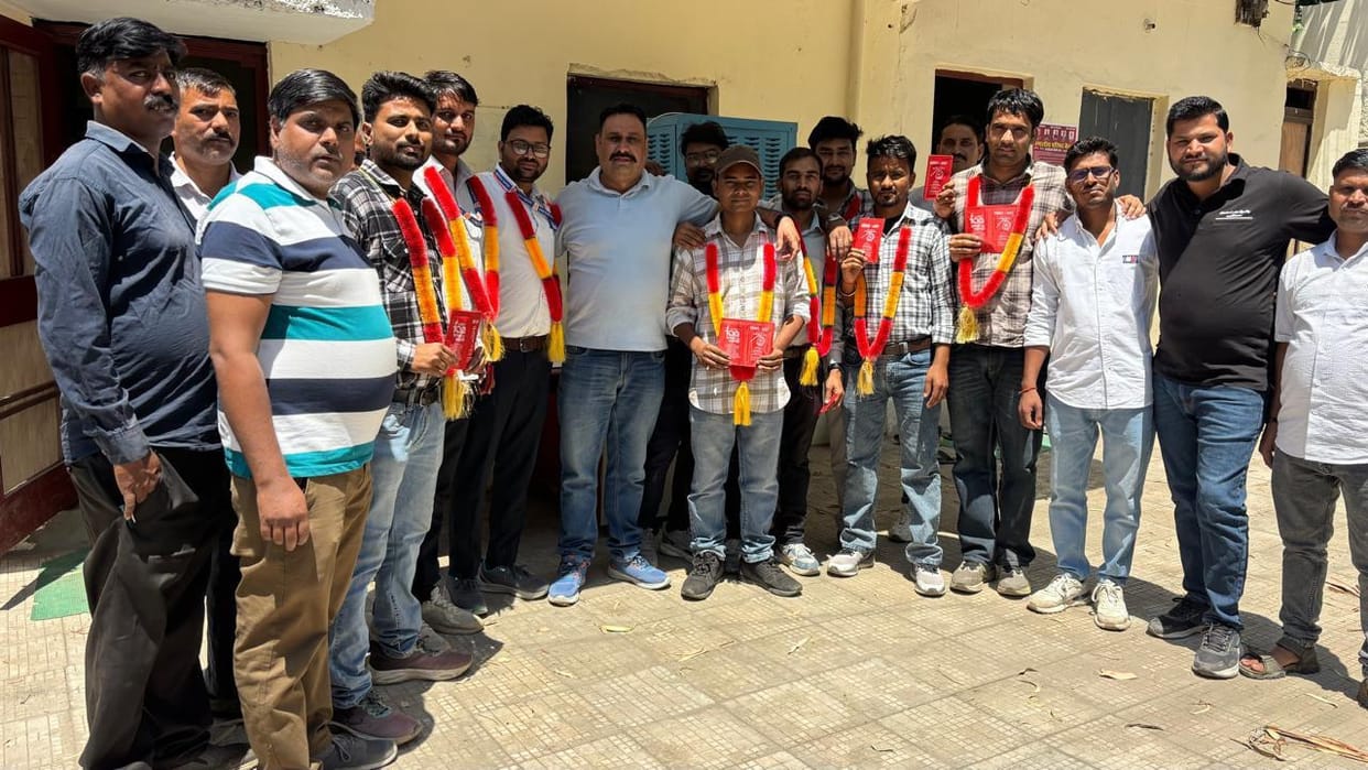 Railway employees joined the NRMU.