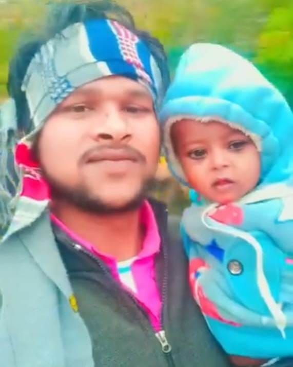 Parents hanged themselves in front of their innocent child.