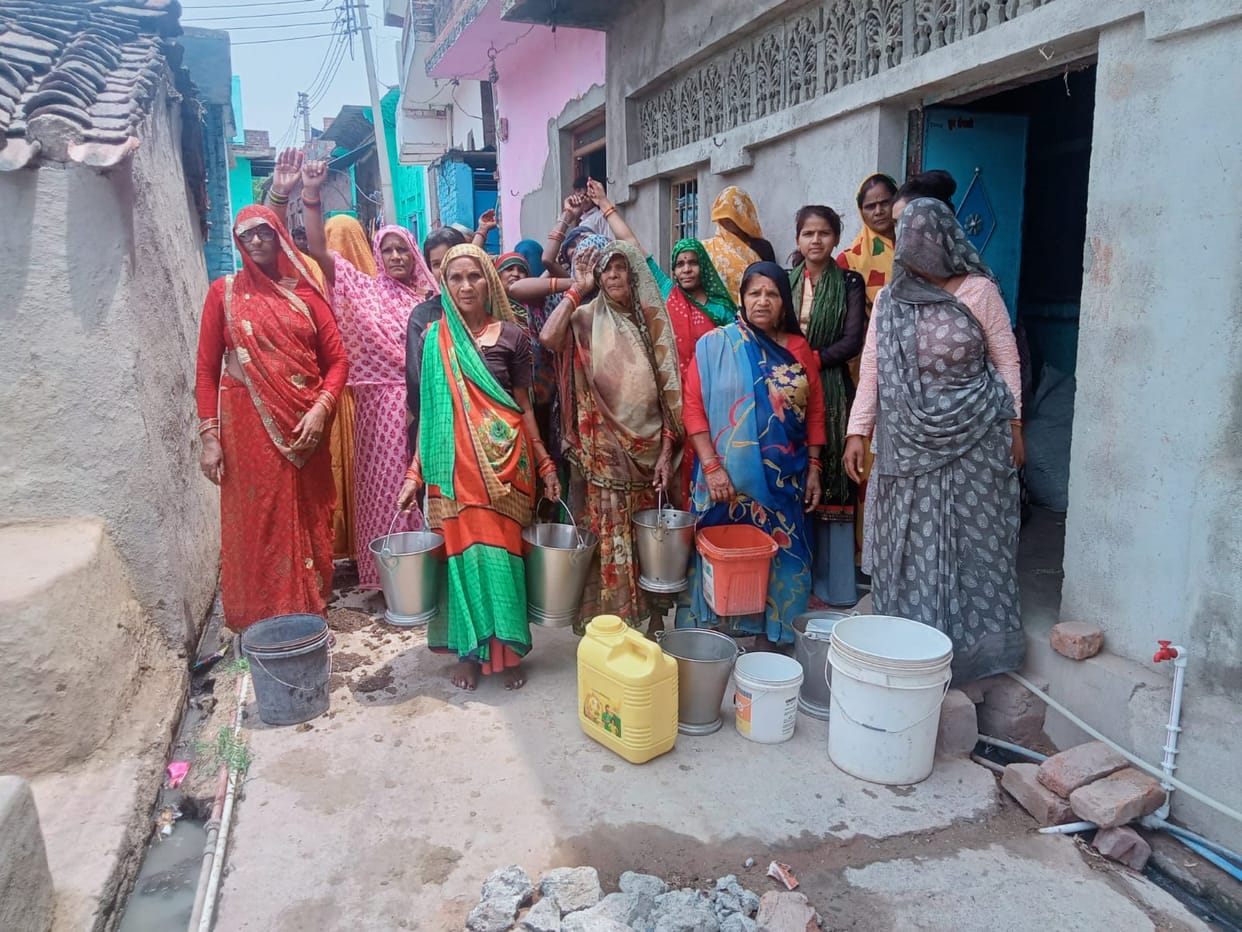 Water crisis deepens again in summer, villagers protest in Itaura Guru