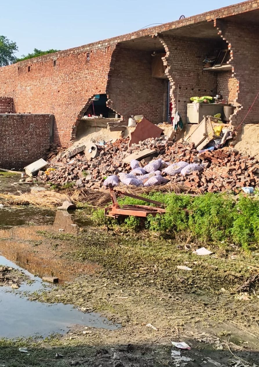 kasjang news home collapse