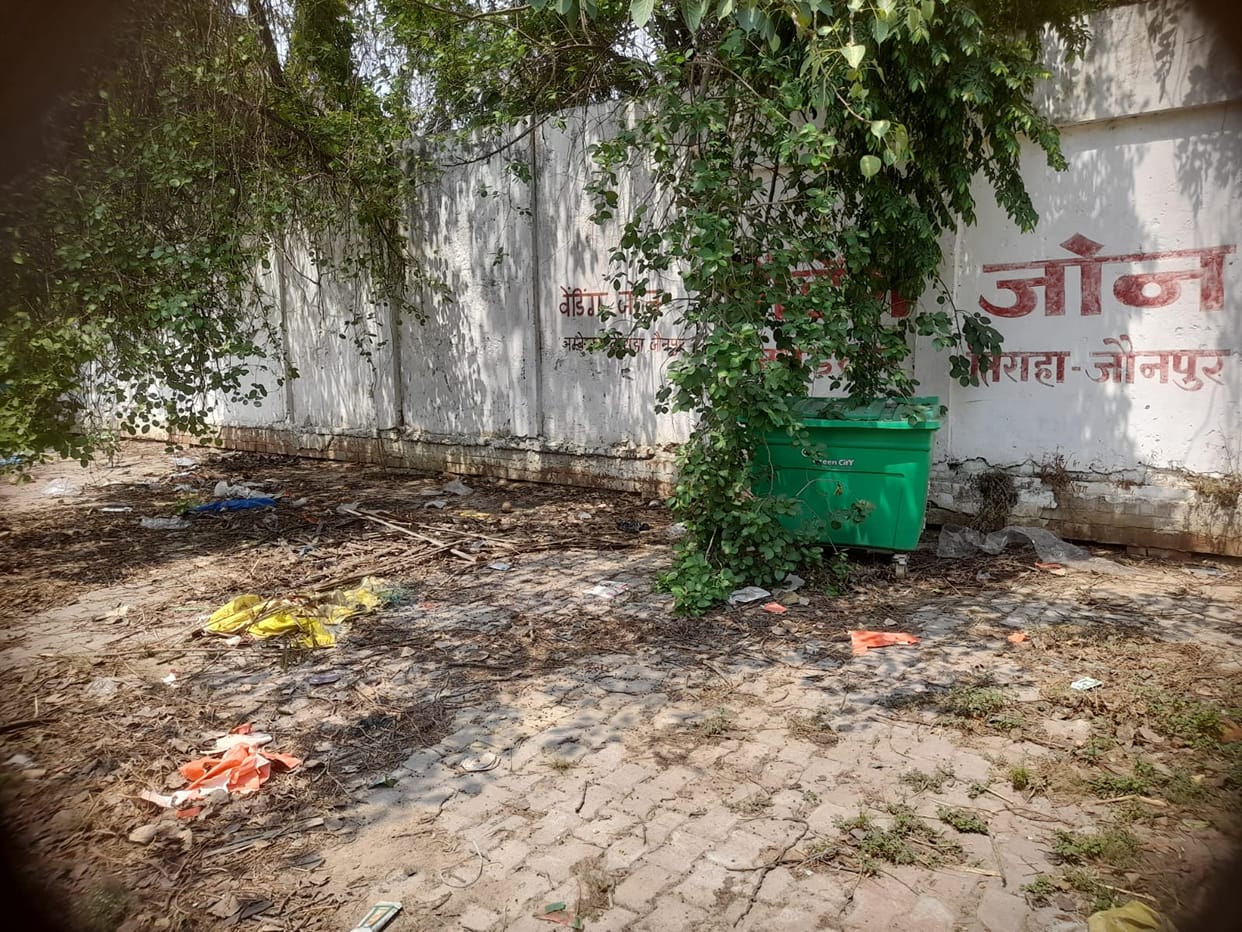 Vending zones worth crores empty, roads occupied, people suffering from traffic jams
