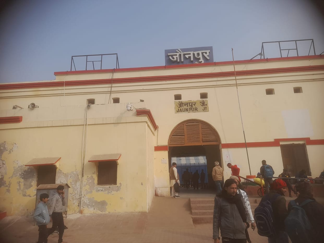 Four trains will run via Prayagraj and Shahganj