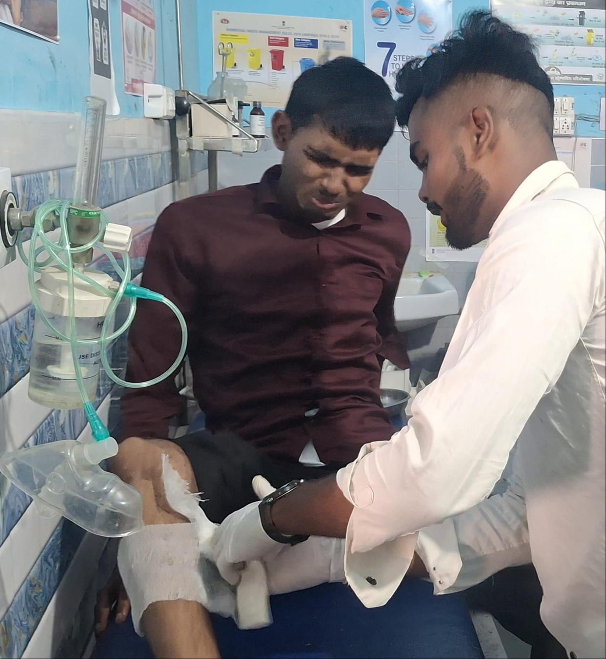 A man with a reward of 25,000 was injured in an encounter.