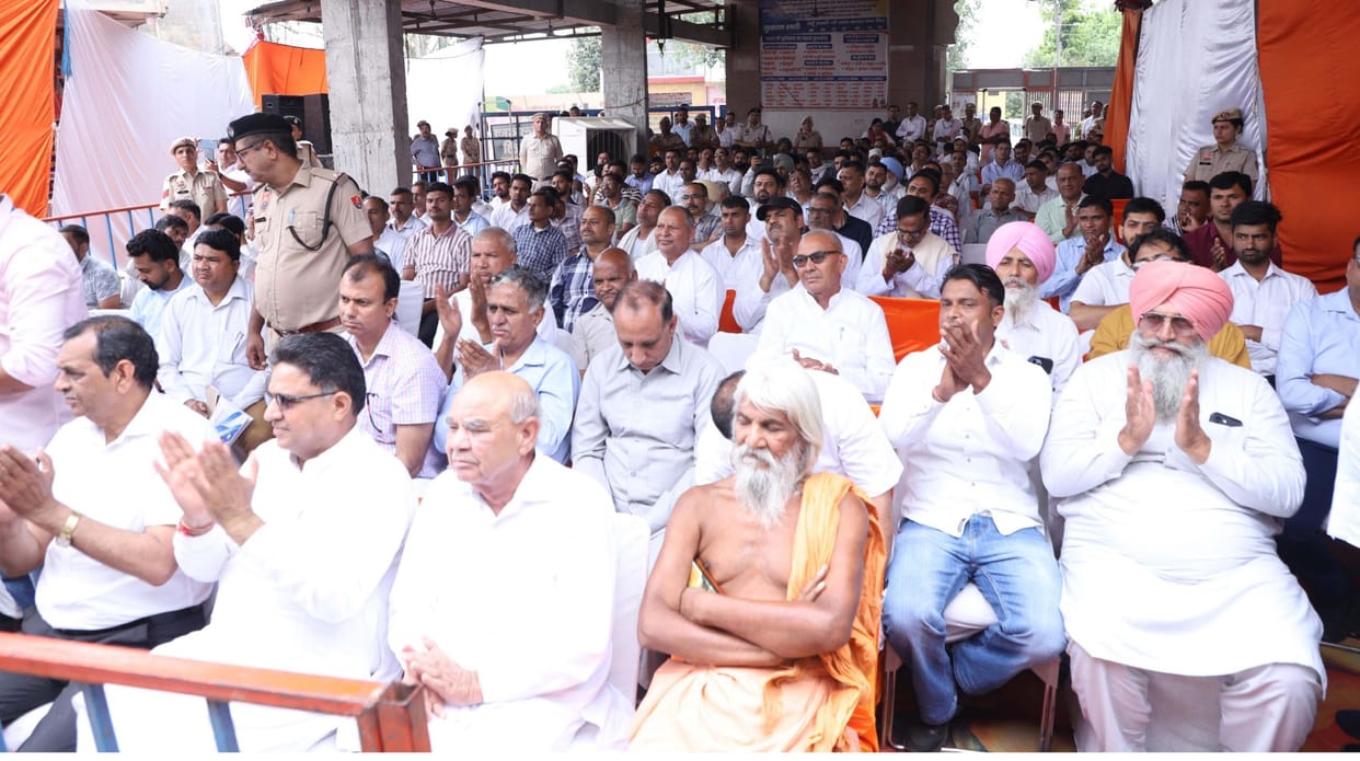 Dengue patients getting single donor platelets: CM