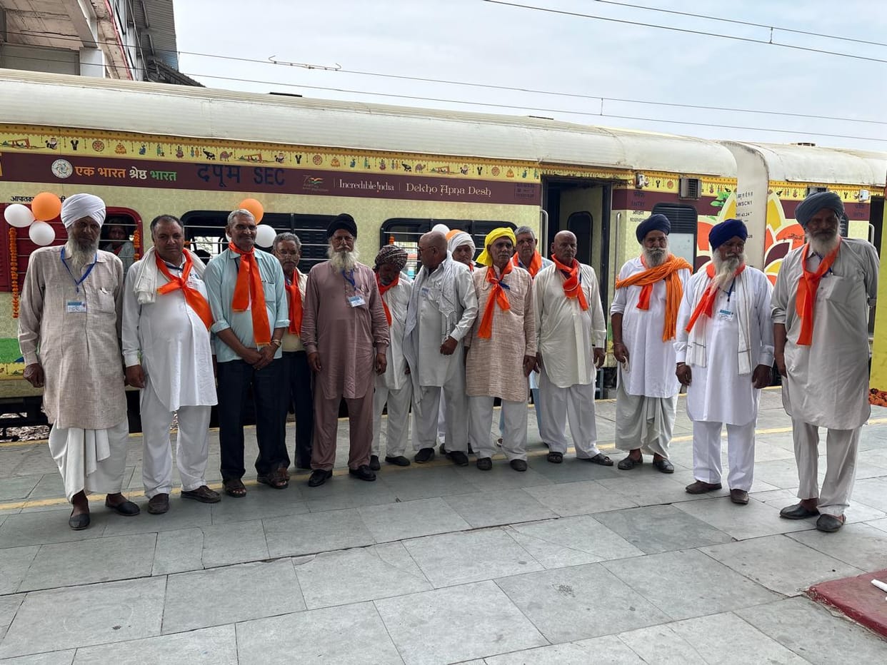 54 devotees from Kaithal leave for Takht Sachkhand Nanded