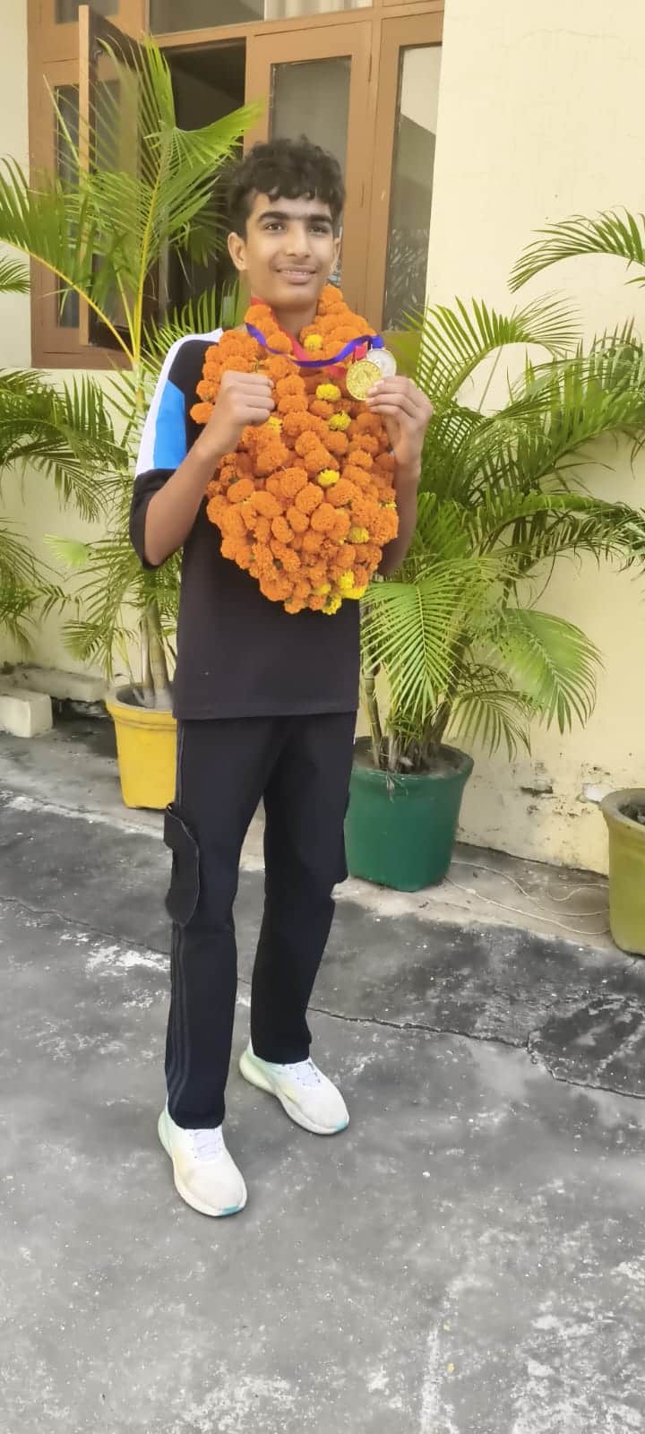 15-year-old Sameer shines in boxing