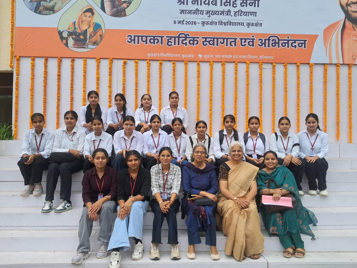 Students of Pundri reached Kurukshetra on educational tour