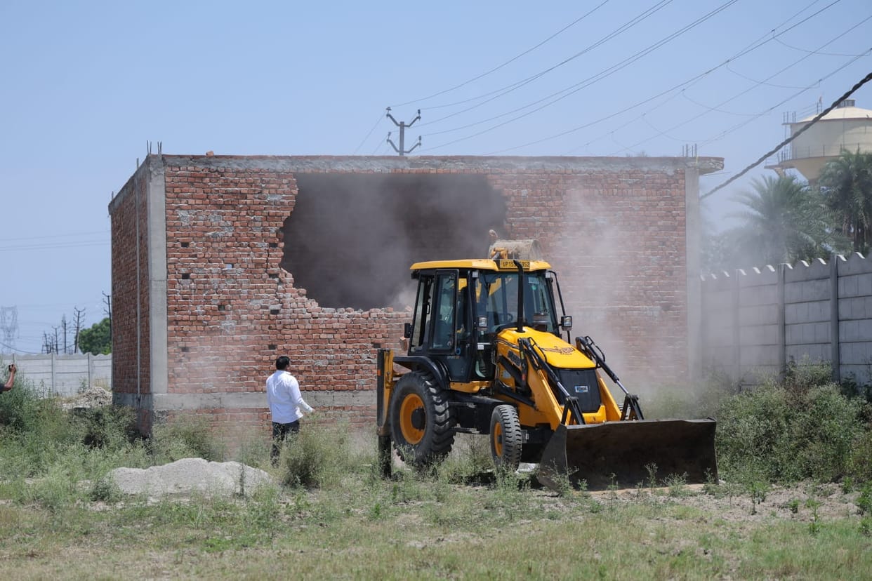 MDA's strongman roared against the illegal colony