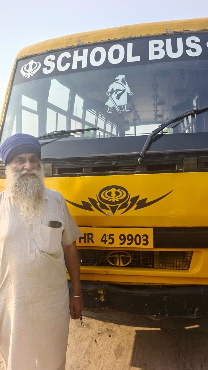 Two school buses found running even after the stipulated time limit had expired.