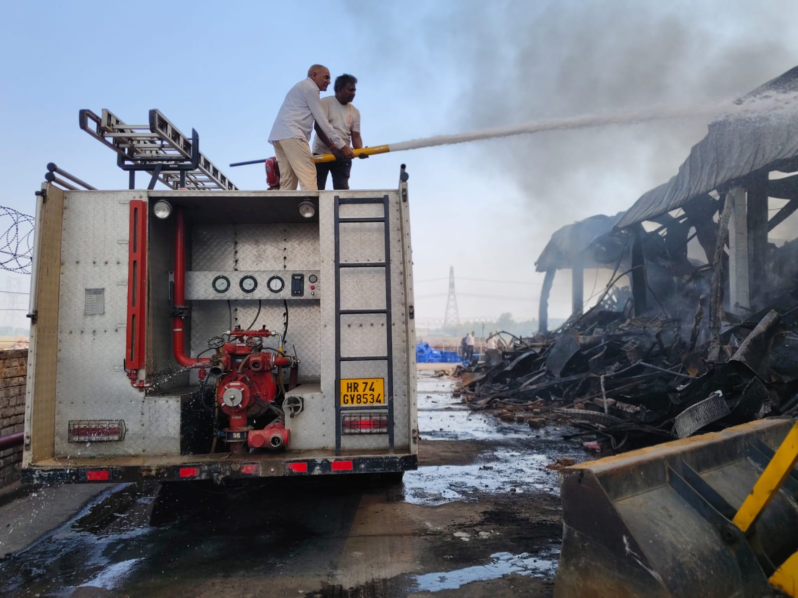 400 Fire 400 Fire Engines Bring Fire Under Control In Two Days - Gurugram News ...